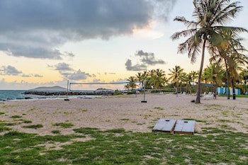 Tamarind Reef Resort Spa & Marina