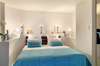 Days At Sea Beach Lodge