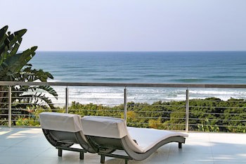Days At Sea Beach Lodge