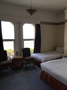 Balmoral Hotel