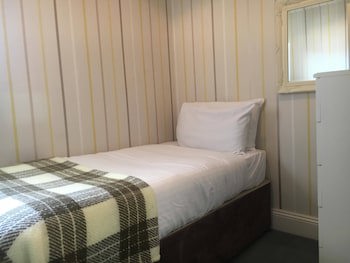 Balmoral Hotel
