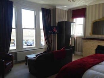 Balmoral Hotel