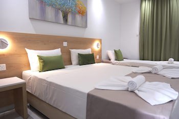 Loutsiana Hotel Apts galeri fotoğrafı