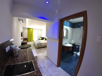 Loutsiana Hotel Apts fotoğrafı