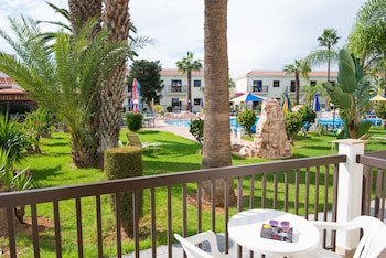Loutsiana Hotel Apts galeri fotoğrafı