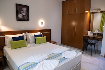 Loutsiana Hotel Apts fotoğrafı