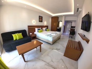Loutsiana Hotel Apts galeri fotoğrafı