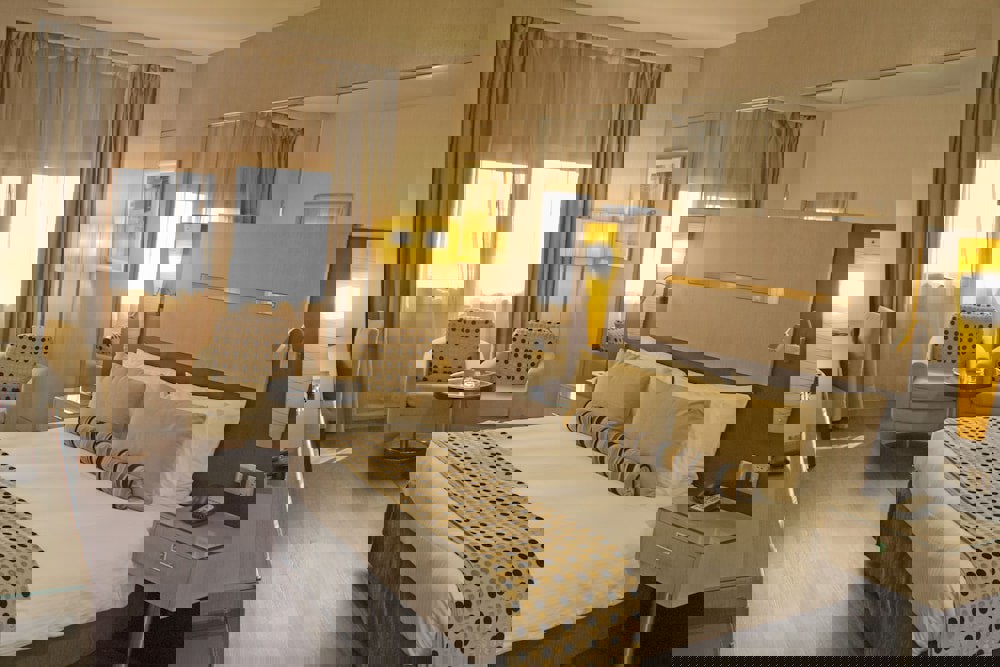 Time Grand Plaza Hotel, Dubai Airport