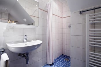 Euro Youth Hotel & Krone