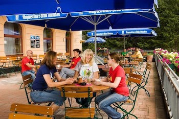 Euro Youth Hotel & Krone