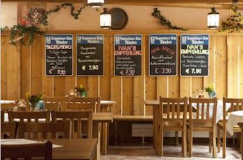 Euro Youth Hotel & Krone