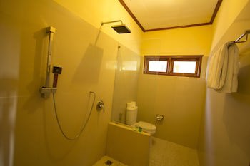 Arya Amed Beach Resort And Dive Center
