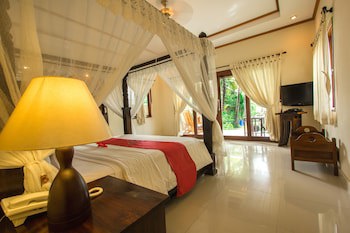 Arya Amed Beach Resort And Dive Center