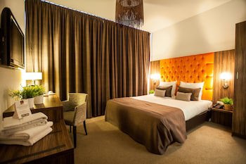 Hotel La Reine