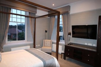 Castlecary House Hotel