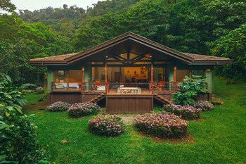 El Silencio Lodge And Spa