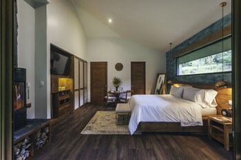 El Silencio Lodge And Spa