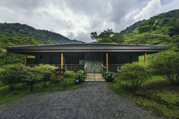 El Silencio Lodge And Spa