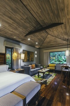 El Silencio Lodge And Spa