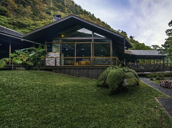 El Silencio Lodge And Spa
