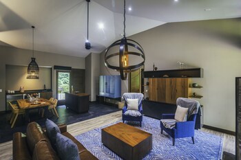 El Silencio Lodge And Spa