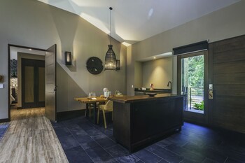 El Silencio Lodge And Spa