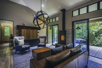 El Silencio Lodge And Spa