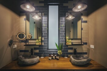 El Silencio Lodge And Spa