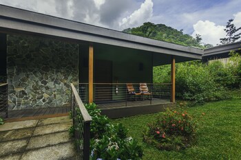 El Silencio Lodge And Spa