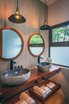 El Silencio Lodge And Spa