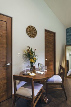 El Silencio Lodge And Spa