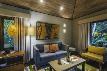El Silencio Lodge And Spa