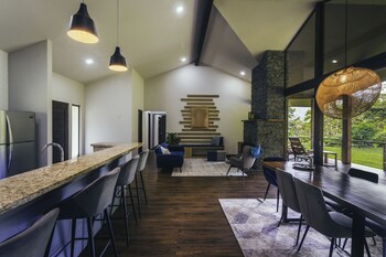 El Silencio Lodge And Spa