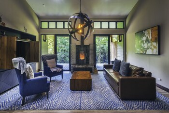 El Silencio Lodge And Spa