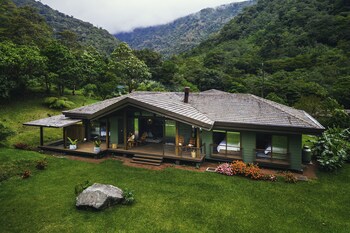 El Silencio Lodge And Spa