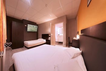 Alpha Hotel