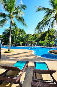 First Bungalow Beach Resort
