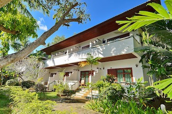 First Bungalow Beach Resort