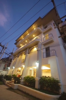First Bungalow Beach Resort