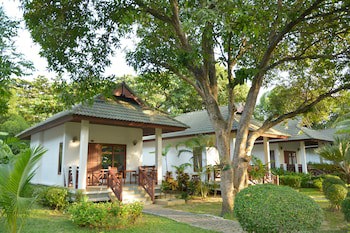 First Bungalow Beach Resort