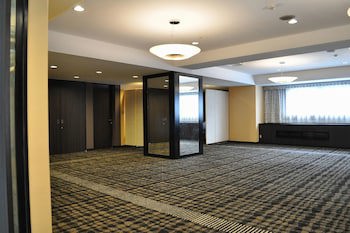Apa Hotel Toyama Ekimae