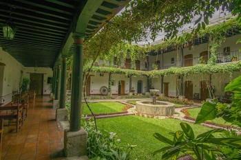 Hotel Posada De Don Rodrigo Antigua
