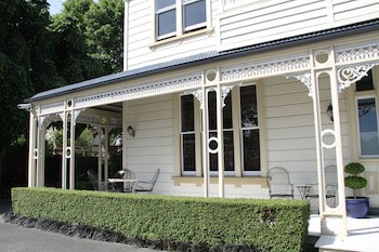Merivale Manor
