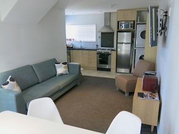 Merivale Manor