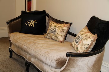 Merivale Manor