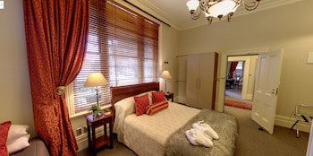 Merivale Manor