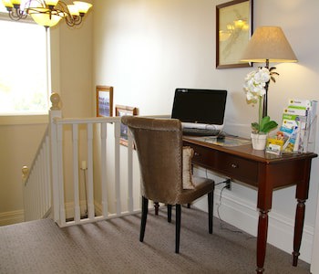 Merivale Manor