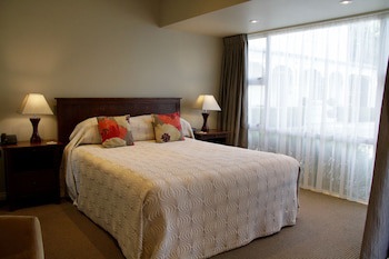 Merivale Manor