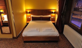 The Commercial Hotel