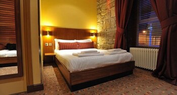 The Commercial Hotel